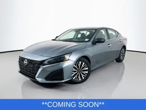 Gray 2024 Nissan Altima 2.5 SV for sale in Wentzville, MO