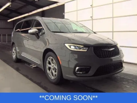 Photos of 2023 Chrysler Pacifica Limited for sale in Wentzville, MO at Clement Hyundai