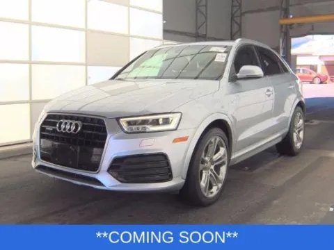 Silver 2018 Audi Q3 2.0T Premium Plus for sale in Wentzville, MO