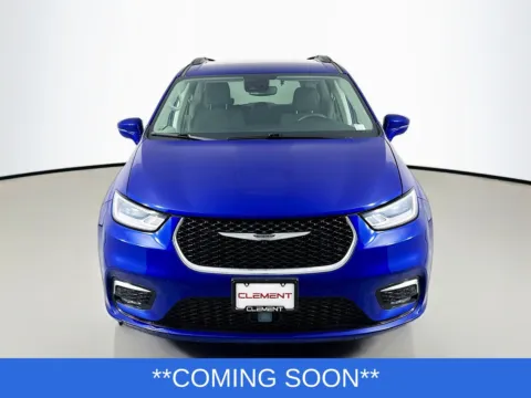 Photos of 2021 Chrysler Pacifica Touring for sale in Wentzville, MO at Clement Hyundai