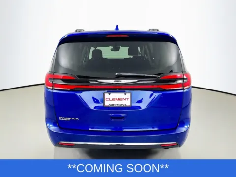 More photos of 2021 Chrysler Pacifica Touring at Clement Hyundai, MO