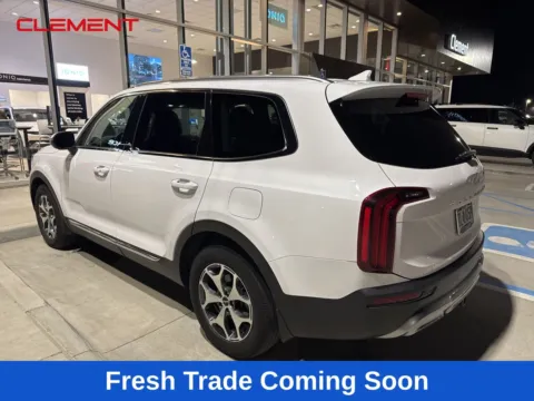 Photos of 2022 Kia Telluride EX for sale in Wentzville, MO at Clement Hyundai