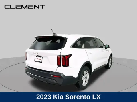 More photos of 2023 Kia Sorento LX at Clement Hyundai, MO