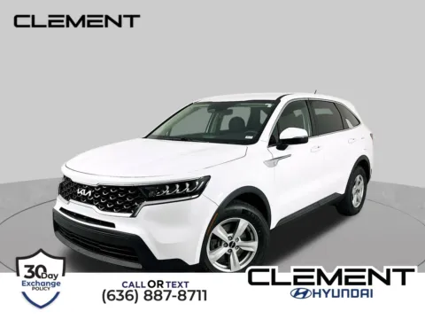 White 2023 Kia Sorento LX for sale in Wentzville, MO
