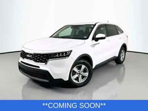 White 2023 Kia Sorento LX for sale in Wentzville, MO