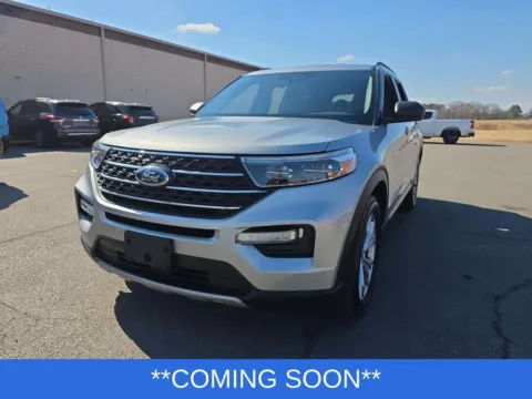 Silver 2020 Ford Explorer XLT for sale in Wentzville, MO