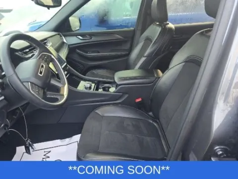 Another view of 2023 Jeep Grand Cherokee L Altitude for sale in Wentzville, MO at Clement Hyundai