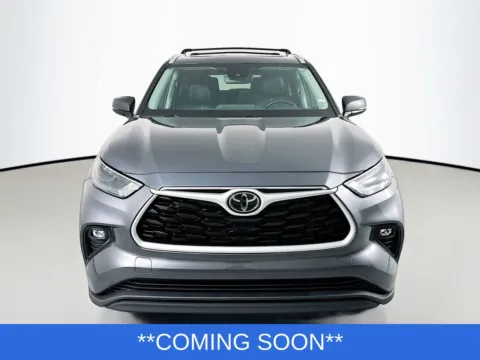 Photos of 2023 Toyota Highlander XLE for sale in Wentzville, MO at Clement Hyundai