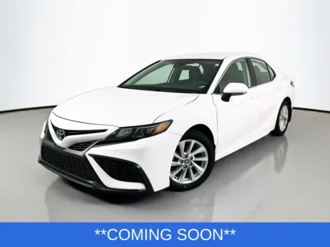 White 2023 Toyota Camry SE for sale in Wentzville, MO