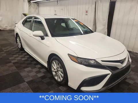 Photos of 2023 Toyota Camry SE for sale in Wentzville, MO at Clement Hyundai