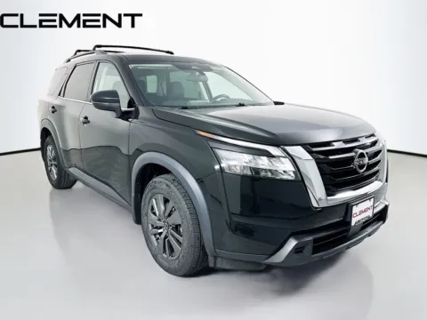 More photos of 2022 Nissan Pathfinder SV at Clement Hyundai, MO