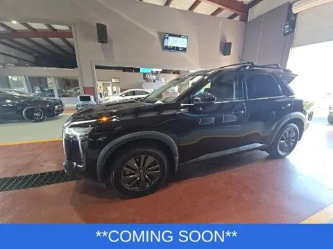 Black 2022 Nissan Pathfinder SV for sale in Wentzville, MO