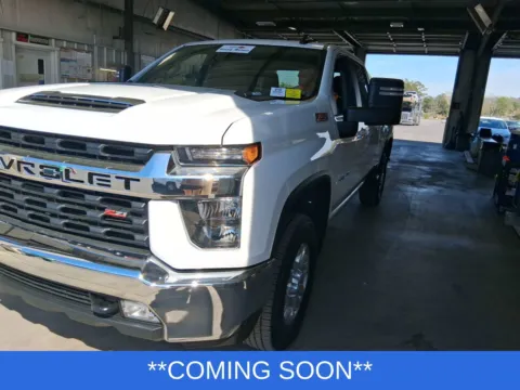 White 2022 Chevrolet Silverado 2500HD LT for sale in Wentzville, MO