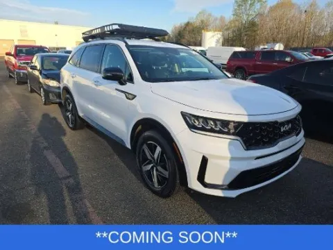 Photos of 2022 Kia Sorento S for sale in Wentzville, MO at Clement Hyundai