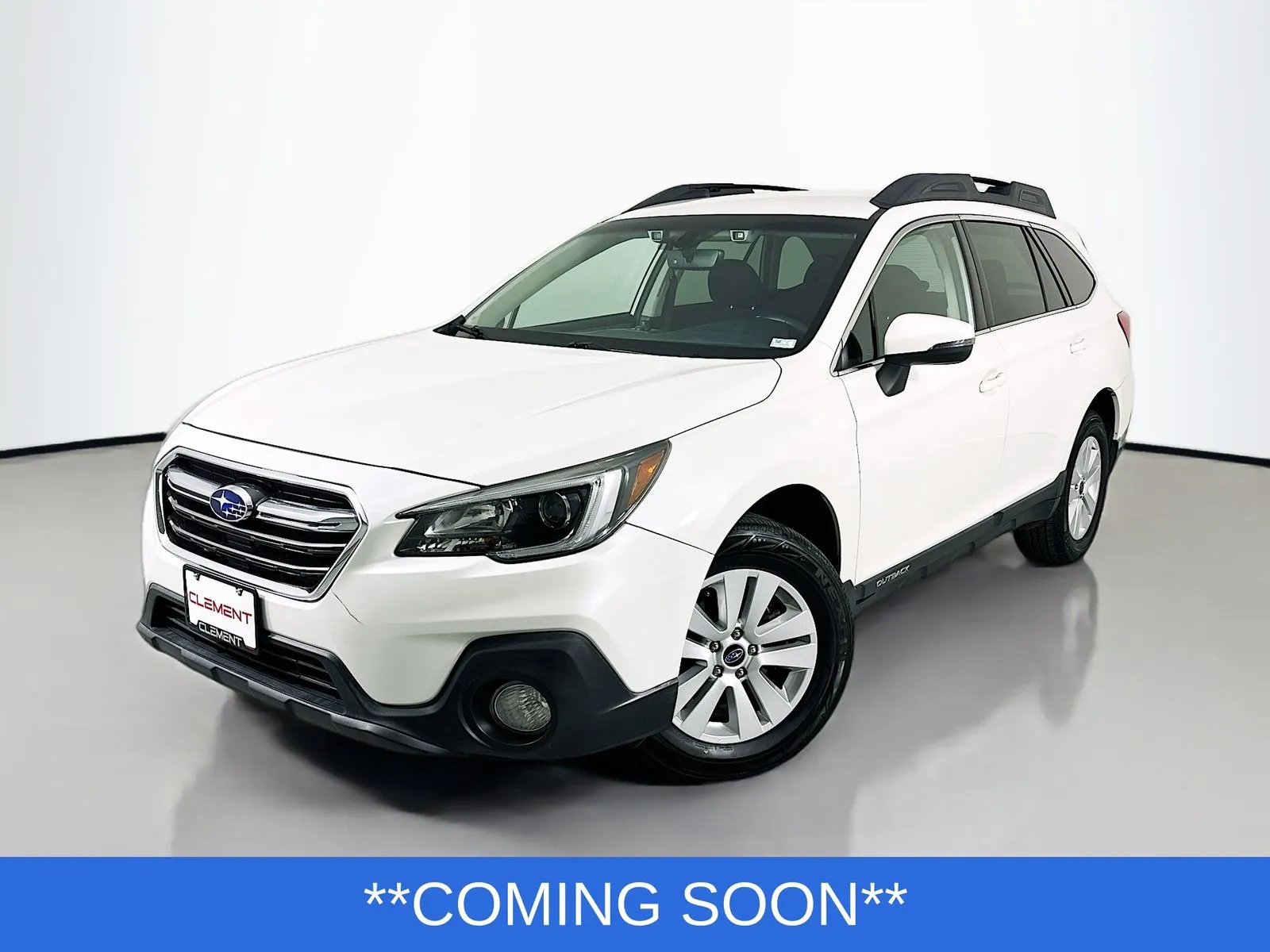 White 2019 Subaru Outback 2.5i Premium for sale in Wentzville, MO