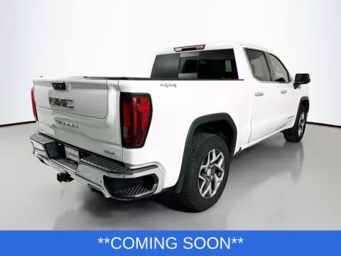 More photos of 2022 GMC Sierra 1500 SLT at Clement Hyundai, MO