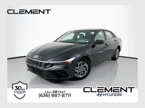 Black 2024 Hyundai Elantra SEL for sale in Wentzville, MO
