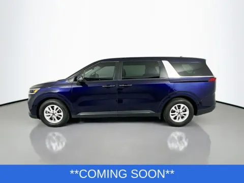 More photos of 2023 Kia Carnival LX Seat Package at Clement Hyundai, MO
