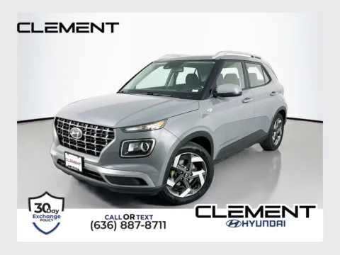 Gray 2022 Hyundai Venue SEL for sale in Wentzville, MO