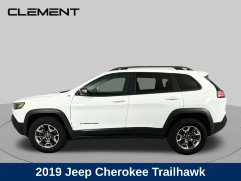 More photos of 2019 Jeep Cherokee Trailhawk at Clement Hyundai, MO