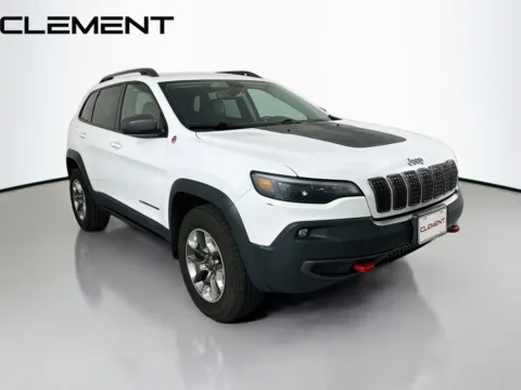 More photos of 2019 Jeep Cherokee Trailhawk at Clement Hyundai, MO