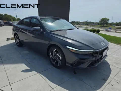 More photos of 2025 Hyundai Elantra Limited at Clement Hyundai, MO