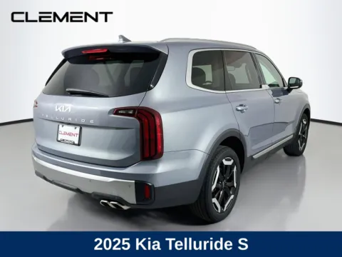 More photos of 2025 Kia Telluride S at Clement Hyundai, MO