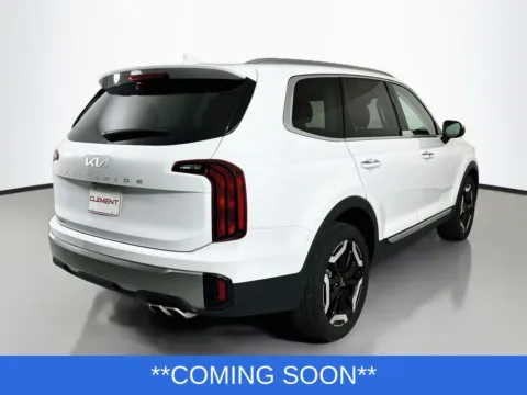 More photos of 2025 Kia Telluride S at Clement Hyundai, MO