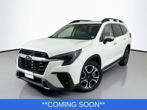 White 2023 Subaru Ascent Touring for sale in Wentzville, MO