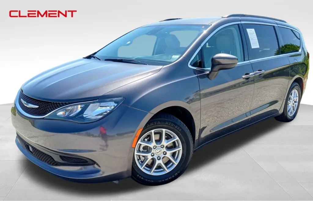 Used 2021 Chrysler Voyager LXI for sale in Wentzville, MO at
