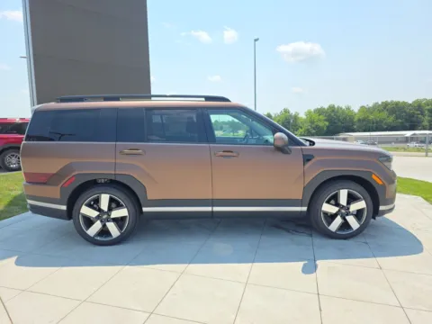 More photos of 2024 Hyundai Santa Fe Limited at Clement Hyundai, MO