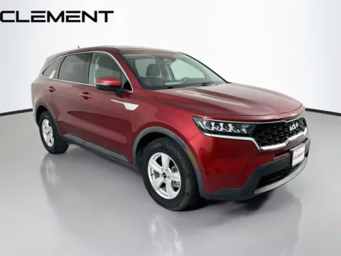 More photos of 2022 Kia Sorento LX at Clement Hyundai, MO