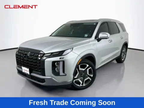 Silver 2023 Hyundai Palisade SEL for sale in Wentzville, MO