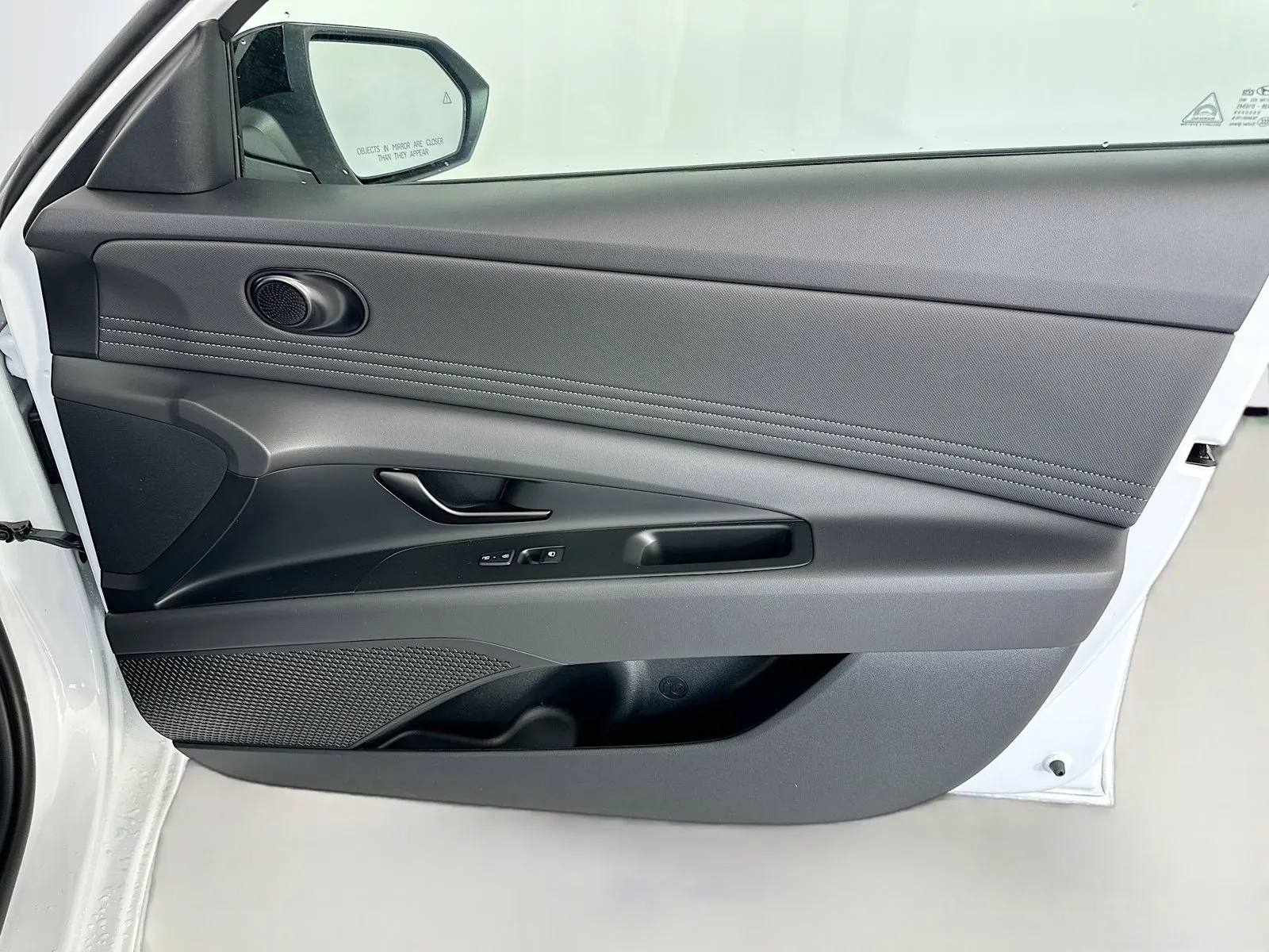 2026 Hyundai Elantra SEL - Photo 34