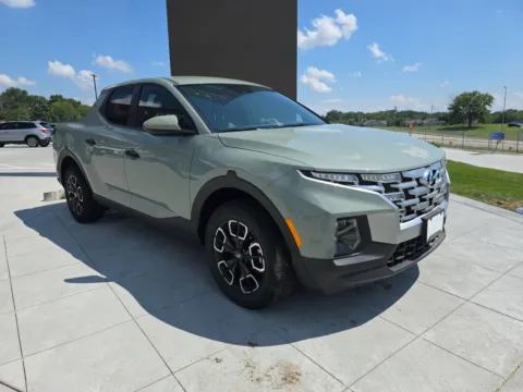 Another view of 2024 Hyundai Santa Cruz SEL for sale in Wentzville, MO at Clement Hyundai