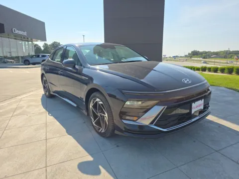 Another view of 2024 Hyundai Sonata SEL for sale in Wentzville, MO at Clement Hyundai