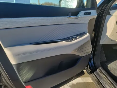 Black 2025 Hyundai Palisade Calligraphy for sale in Wentzville, MO
