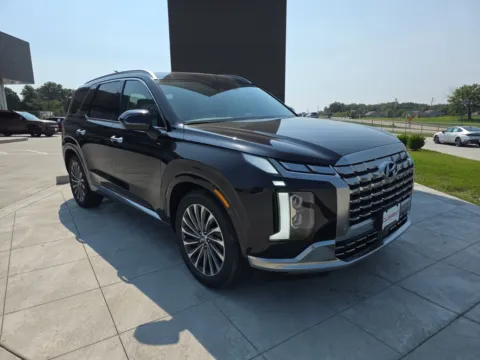 Another view of 2025 Hyundai Palisade Calligraphy for sale in Wentzville, MO at Clement Hyundai