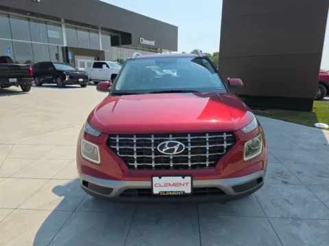 Photos of 2025 Hyundai Venue SEL for sale in Wentzville, MO at Clement Hyundai
