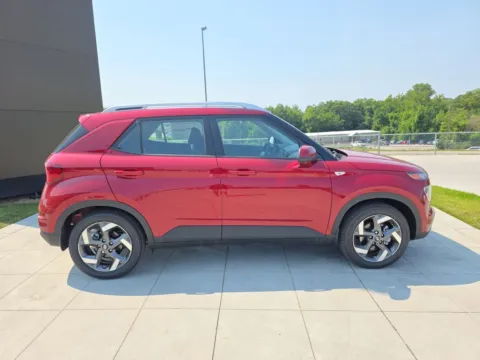 More photos of 2025 Hyundai Venue SEL at Clement Hyundai, MO