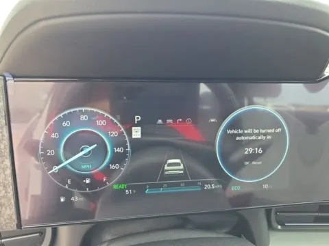 More photos of 2025 Hyundai Elantra Hybrid Limited at Clement Hyundai, MO