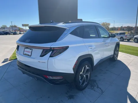 More photos of 2024 Hyundai Tucson Hybrid Limited at Clement Hyundai, MO