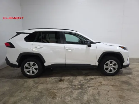 More photos of 2021 Toyota RAV4 LE at Clement Hyundai, MO