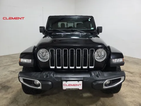 Photos of 2021 Jeep Gladiator Overland for sale in Wentzville, MO at Clement Hyundai