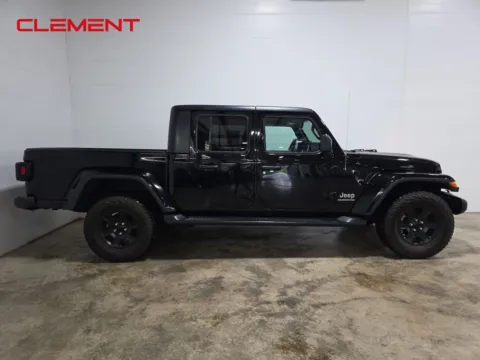 More photos of 2021 Jeep Gladiator Overland at Clement Hyundai, MO