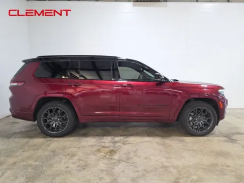 More photos of 2024 Jeep Grand Cherokee L Summit at Clement Hyundai, MO