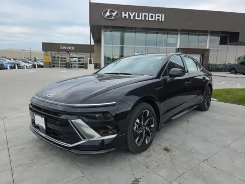Black 2024 Hyundai Sonata SEL for sale in Wentzville, MO