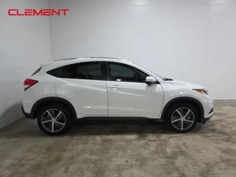 More photos of 2022 Honda HR-V EX at Clement Hyundai, MO