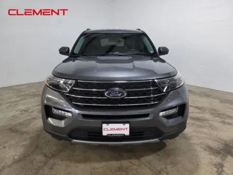 Photos of 2022 Ford Explorer XLT for sale in Wentzville, MO at Clement Hyundai