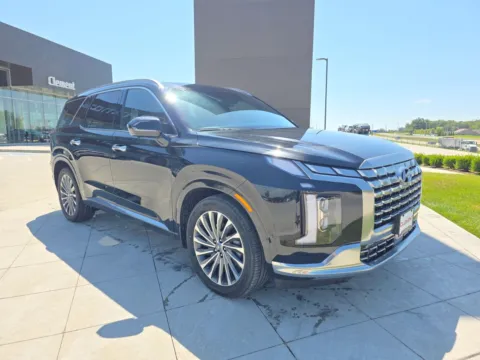 Another view of 2025 Hyundai Palisade Calligraphy for sale in Wentzville, MO at Clement Hyundai